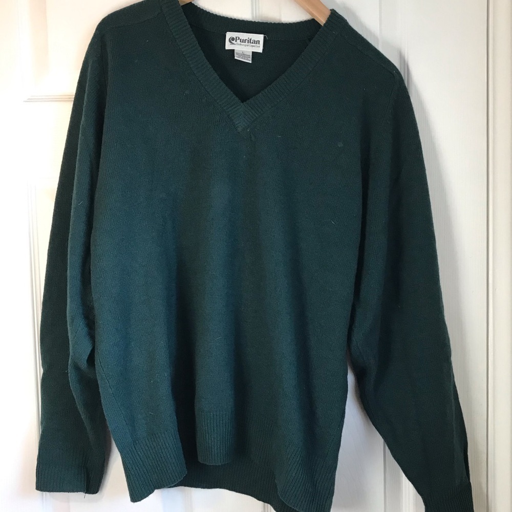 puritan vintage men’s L 100% lambswool sweater. Dark green/ forest green.